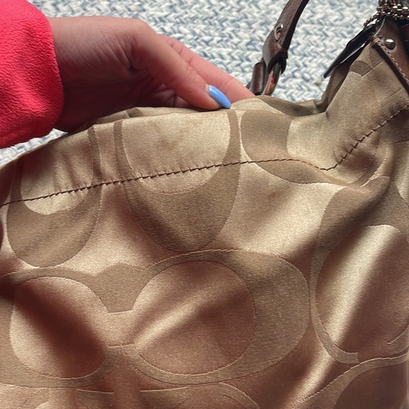 COACH Large Signature Carly Handbag - Picture 6 of 11